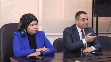 مدير صحة قنا يناقش مع مديري الإدارات الفنية خطة مرور المنافذ الطبية