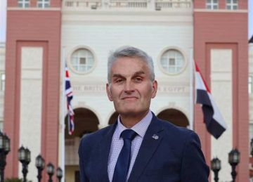 من كامبريدج .. تعيين نائب أكاديمي جديد لرئيس الجامعة البريطانية في مصر من كامبريدج .. تعيين نائب أكاديمي جديد لرئيس الجامعة البريطانية في مصر
