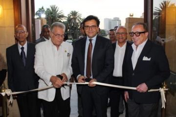 وزير الثقافة يفتتح الدورة 61 من صالون القاهرة بعنوان المغامرون في الفن التشكيلي وزير الثقافة يفتتح الدورة 61 من صالون القاهرة بعنوان المغامرون في الفن التشكيلي