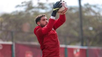 وكيل حمزة علاء يكشف تفاصيل فسخ تعاقده مع النادي البرتغالي ووجهته المقبلة وكيل حمزة علاء يكشف تفاصيل فسخ تعاقده مع النادي البرتغالي ووجهته المقبلة