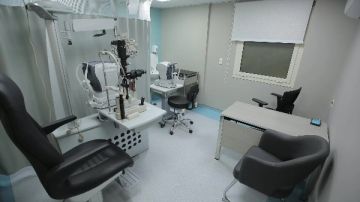 الصحة تكشف تفاصيل تأجير العيادات الخارجية لشباب الأطباء .. والنقابة تعترض فيديو الصحة تكشف تفاصيل تأجير العيادات الخارجية لشباب الأطباء .. والنقابة تعترض فيديو