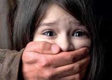 بعد واقعة طالبة شبين القناطر.. كيف نحمي أولادنا من التحرش داخل المدارس؟ (8 خطوات)