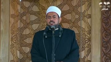 خطيب مسجد السيدة نفيسة: السماء والأرض يبكيان على العبد الصالح.. فيديو