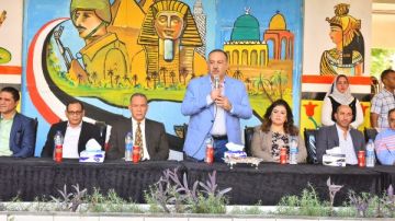 محافظ أسيوط يشهد مبادرة إيد واحدة لتعزيز تكامل التعليم العام والخاص