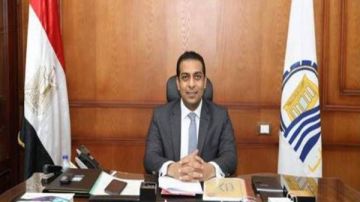 نائب محافظ قنا يتابع المشروعات الخدمية بفرشوط ويفتتح برنامج تدريب العاملين على التحول الرقمي