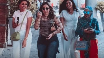 4 فتيات فى الثلاثينيات .. دارك شوكلت مسلسل يرصد حياة البنات