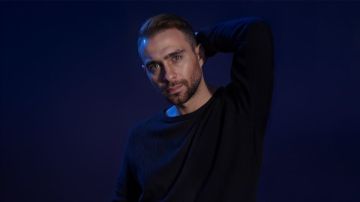 قلب يطير فرحا.. حسام حبيب يهنئ هيفاء وهبي بأغنيتها الجديدة توأم روحي قلب يطير فرحا.. حسام حبيب يهنئ هيفاء وهبي بأغنيتها الجديدة توأم روحي