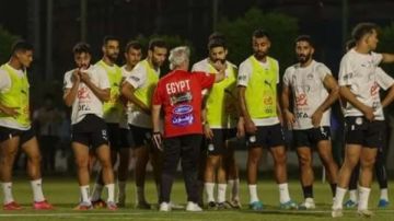 استعدادا لكأس العرب.. موعد المباراة الثانية بين مصر وتونس والقنوات الناقلة استعدادا لكأس العرب.. موعد المباراة الثانية بين مصر وتونس والقنوات الناقلة