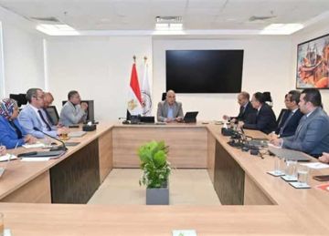 الري : خرائط لاستهلاك المحاصيل للمياه للوفاء بالتصرفات المائية المطلوبة الري : خرائط لاستهلاك المحاصيل للمياه للوفاء بالتصرفات المائية المطلوبة