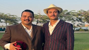 بالصور .. أحمد عبد الوهاب ومصطفى غريب من كواليس فيلم درويش