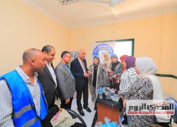 رئيس جامعة كفر الشيخ يشهد انطلاق قافلة طبية توعوية شاملة لقرية المرابعين