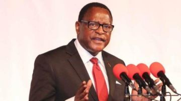 رئيس مالاوي يعترف بالهزيمة قبل إعلان النتائج النهائية للانتخابات