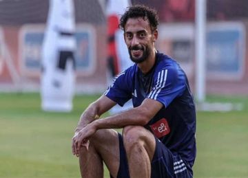 شرط أحمد عبدالقادر للموافقة على التجديد مع الأهلي (إعلامي يكشف) شرط أحمد عبدالقادر للموافقة على التجديد مع الأهلي (إعلامي يكشف)