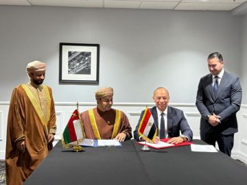 مصر وسلطنة عمان توقعان مذكرة تفاهم لتعزيز التعاون في مجال الطيران المدني