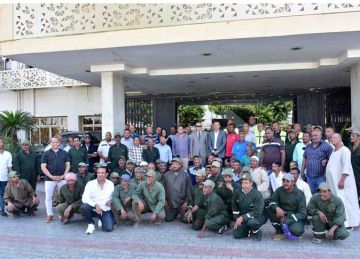 تكريم عمال النظافة والمتابعة الميدانية في الأقصر تقديرا لجهودهم خلال زيارة ملك وملكة إسبانيا