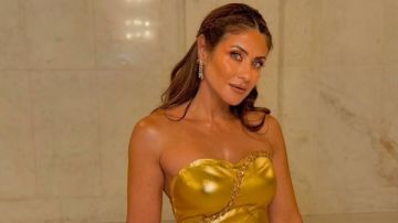 إطلالة جذابة.. هيدي كرم تستعرض رشاقتها