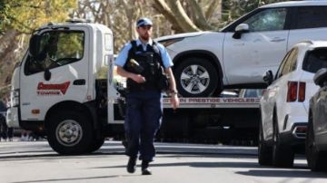 الشرطة الأسترالية تقبض على شخص اقتحم القنصلية الروسية بسيارته