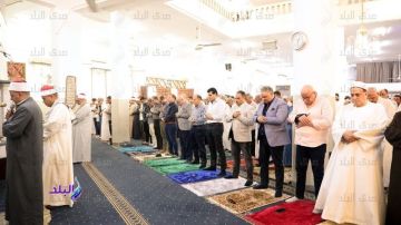 هل قراءة سورة بعد الفاتحة من شروط صحة الصلاة وما حكم تركها؟.. الإفتاء توضح