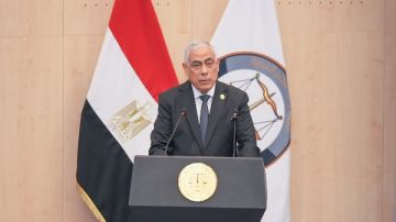 يوم التميز.. النائب العام: معايير دقيقة لاختيار المكرمين لضمان جودة الأداء وسرعة الإنجاز صور