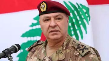 رئيس لبنان يغادر إلى قطر للمشاركة في القمة العربية ـ الإسلامية الطارئة رئيس لبنان يغادر إلى قطر للمشاركة في القمة العربية ـ الإسلامية الطارئة