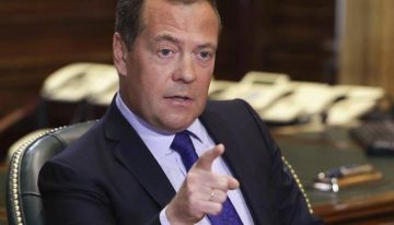 مدفيديف يهدد أوروبا بحرب دمار شامل إذا وقفت ضد روسيا