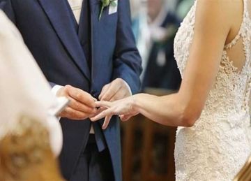 حسناء سورية تحتال على 6 رجال مصريين بعروض زواج وهمية.. سرقت 50 ألف دولار