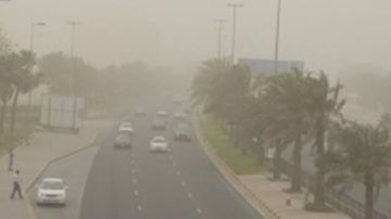 طرق ضبابية وأمطار على هذه المناطق.. الأرصاد تحذر من تقلبات الطقس غدا