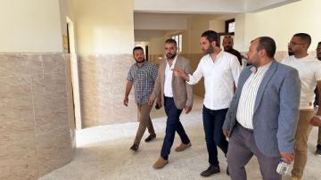 وزير الإسكان:تسليم أول مدرسة تجريبي ودفع العمل بالمشروعات السكنية بأكتوبر الجديدة