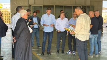 وزيرا الزراعة والشئون النيابية يتفقدان محطة إنتاج وتعبئة الخضروات والفاكهة بإيطاليا