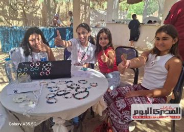 أصغر المشاركات في معرض الغردقة الخيري يقدمن إبداعات هاند ميد لدعم مبادرات رعاية الحيوانات الأليفة