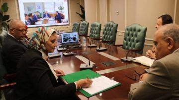 وزير الكهرباء ونظيره اليوناني يشهدان توقيع اتفاق إنهاء الدراسات الفنية والاقتصادية لمشروع الربط الكهربائي بين الدولتين