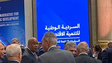 أيمن العشري: ربط المبادرات بالفرص الاستثمارية يخلق صناعة قوية قادرة على المنافسة إقليميا ودوليا أيمن العشري: ربط المبادرات بالفرص الاستثمارية يخلق صناعة قوية قادرة على المنافسة إقليميا ودوليا