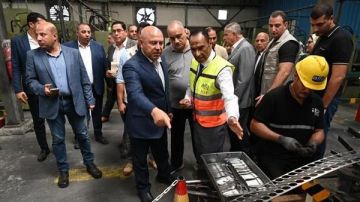 الصناعات الهندسية: القطاع الخاص يتعاون مع الحكومة لزيادة الصادرات إلى 145 مليار دولار الصناعات الهندسية: القطاع الخاص يتعاون مع الحكومة لزيادة الصادرات إلى 145 مليار دولار