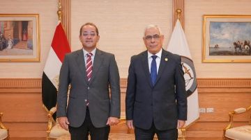 المستشار محمد شوقي: النيابة تضع الملفات الاقتصادية على رأس أولوياتها لصون المال العام المستشار محمد شوقي: النيابة تضع الملفات الاقتصادية على رأس أولوياتها لصون المال العام