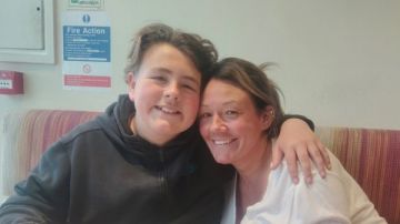 تزوجها وأخذ سيارتها وأموالها.. بريطانية تستغيث بعد تعرضها للنصب من مصري