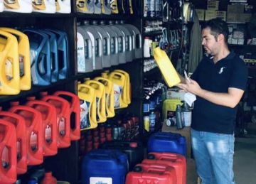 ضبط مواد غذائية وزيوت سيارات مجهولة المصدر خلال حملات في الإسكندرية (صور) ضبط مواد غذائية وزيوت سيارات مجهولة المصدر خلال حملات في الإسكندرية (صور)