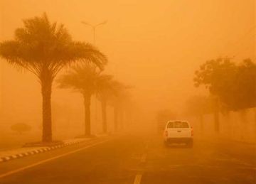 عواصف ترابية تضرب عدة مناطق في محافظة الوادي الجديد