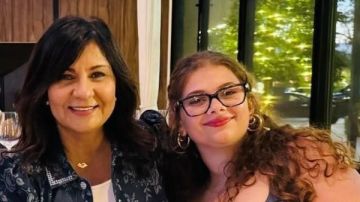 صدمتنا كانت زي بنتي.. نبيلة مكرم تنعي فتاة بكلمات مؤثرة صدمتنا كانت زي بنتي.. نبيلة مكرم تنعي فتاة بكلمات مؤثرة