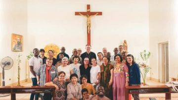 مطران الكنيسة اللاتينية بمصر يشارك في المؤتمر الدولي للتكوين لجماعة الأخوة الدولية AFI 