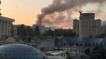 هجوم روسي واسع على كييف.. حريق في مقر الحكومة ورضيع بين القتلى هجوم روسي واسع على كييف.. حريق في مقر الحكومة ورضيع بين القتلى