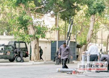 وزير الخارجية الأسبق يحسم الجدل حول قانونية تصريحات عبدالعاطي حول إزالة الحواجز أمام السفارات وزير الخارجية الأسبق يحسم الجدل حول قانونية تصريحات عبدالعاطي حول إزالة الحواجز أمام السفارات