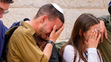 الاحتلال يتلقى الضربات.. اختراق مسيرة حوثية الأجواء جنوب إسرائيل بالتزامن مع الهجوم الفدائي بالقدس المحتلة