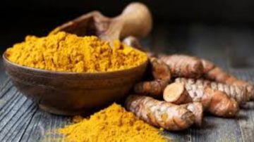 بيفيد وبيضر .. اعرف فوائد الكركم والآثار الجانبية الضارة