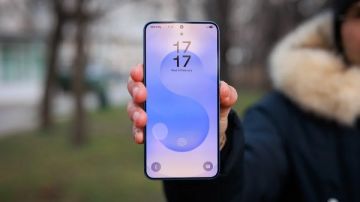 تسريب جديد يؤكد تخلي سامسونج عن تصميمها الأيقوني وتحول S26 Ultra إلى نسخة من الآيفون تسريب جديد يؤكد تخلي سامسونج عن تصميمها الأيقوني وتحول S26 Ultra إلى نسخة من الآيفون