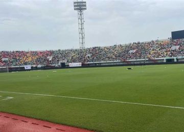  جماهير وأمطار وترقب .. أجواء أفريقية معتادة تسبق مباراة مصر وبوركينا