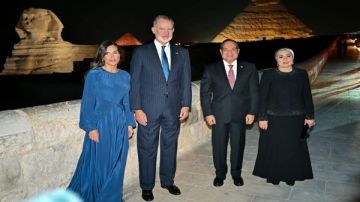 خبير علاقات دولية: زيارة ملك إسبانيا للأهرامات وخان الخليلى حملة ترويجية للسياحة المصرية