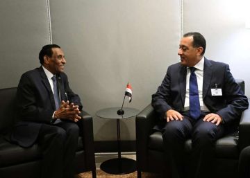 رئيس الوزراء يلتقي نظيره السوداني بمقر الأمم المتحدة بنيويورك