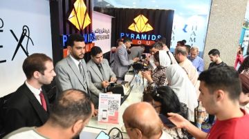 لدعم الصادرات المصرية.. انطلاق الدورة الـ 77 لمعرض كايرو فاشون آند تكس بالقاهرة لدعم الصادرات المصرية.. انطلاق الدورة الـ 77 لمعرض كايرو فاشون آند تكس بالقاهرة