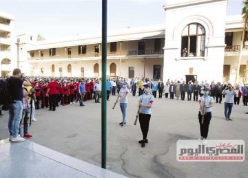 مع انطلاق العام الدراسي.. الشرطة المدرسية وجوه متعددة بين الإيجابيات والسلبيات