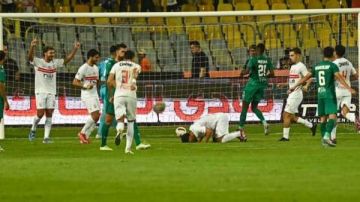 بثلاثية نظيفة.. الزمالك يروض المصري البورسعيدي وينتزع منه صدارة الدوري